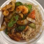 Best Shrimp with Szechuan Sauce in Erie, PA